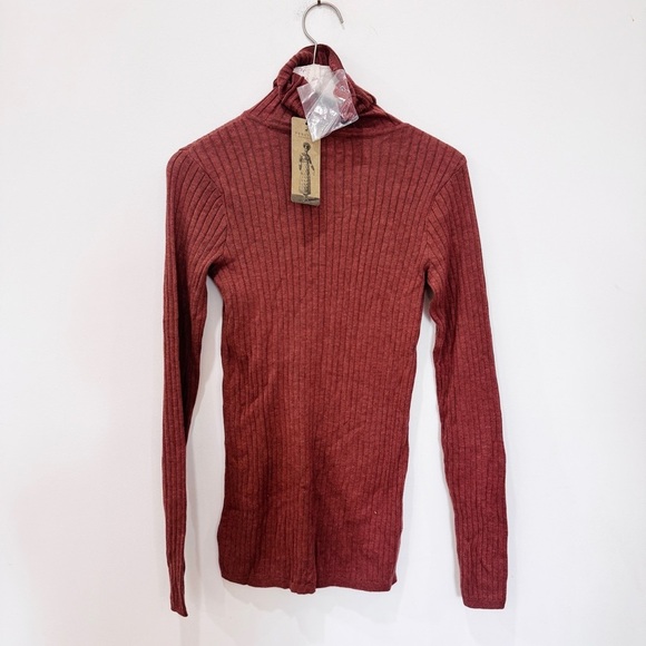 Peruvian Connection Women's Ribbed Turtleneck in rust brown NWT - Picture 7 of 7